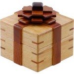 Elegant-Kamei-Ribbon-Box-3D-Wooden-Puzzle.jpg