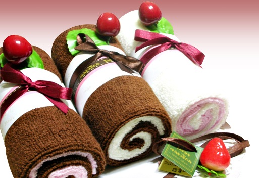 Special gift idea towels exquisitely designed to resemble real desserts