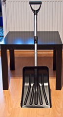 telescopic snow shovel