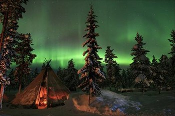 Northern Lights Holiday – Give an Unforgettable New Year Gift to Your Family