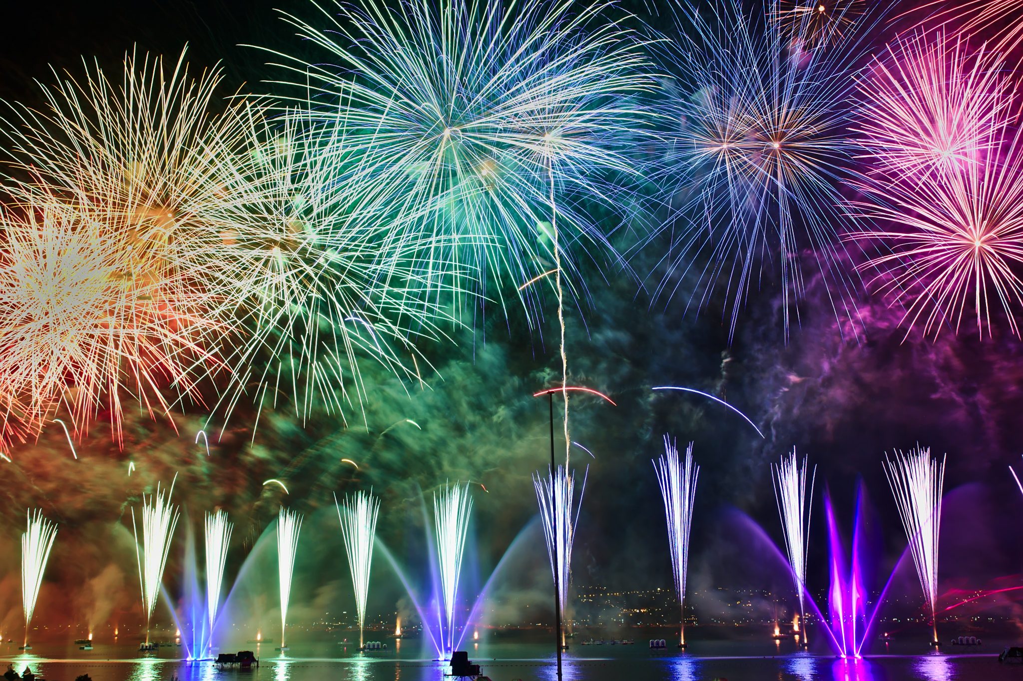 5 Ways to Host the Perfect New Year’s Eve Party 2