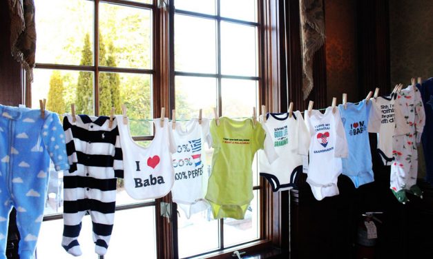 Dos and Dont’s Of Buying Clothing Gifts For Little Ones