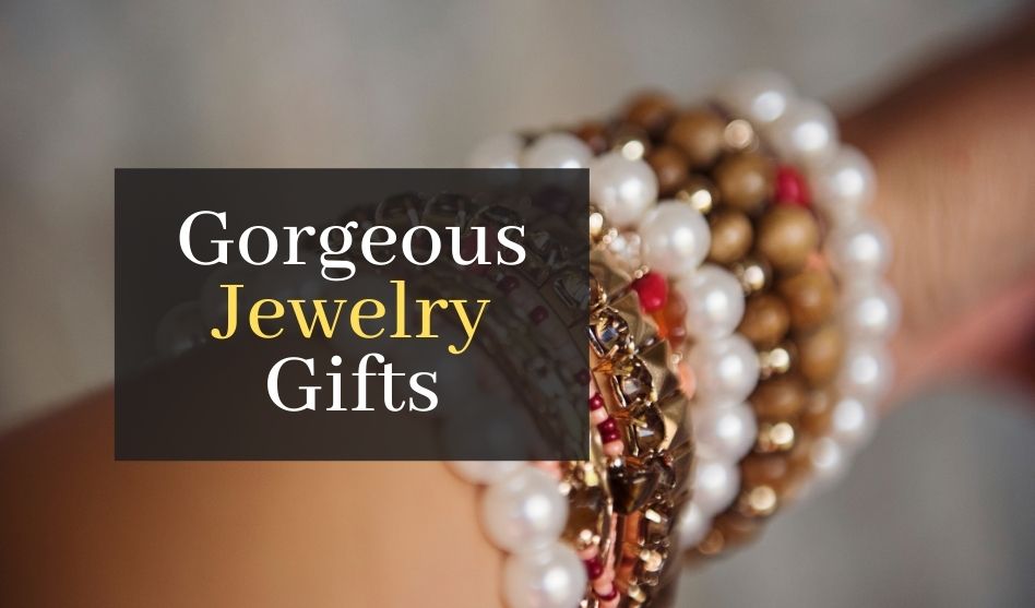 7 Gorgeous Jewelry Gifts To Dazzle Anyone On This Christmas